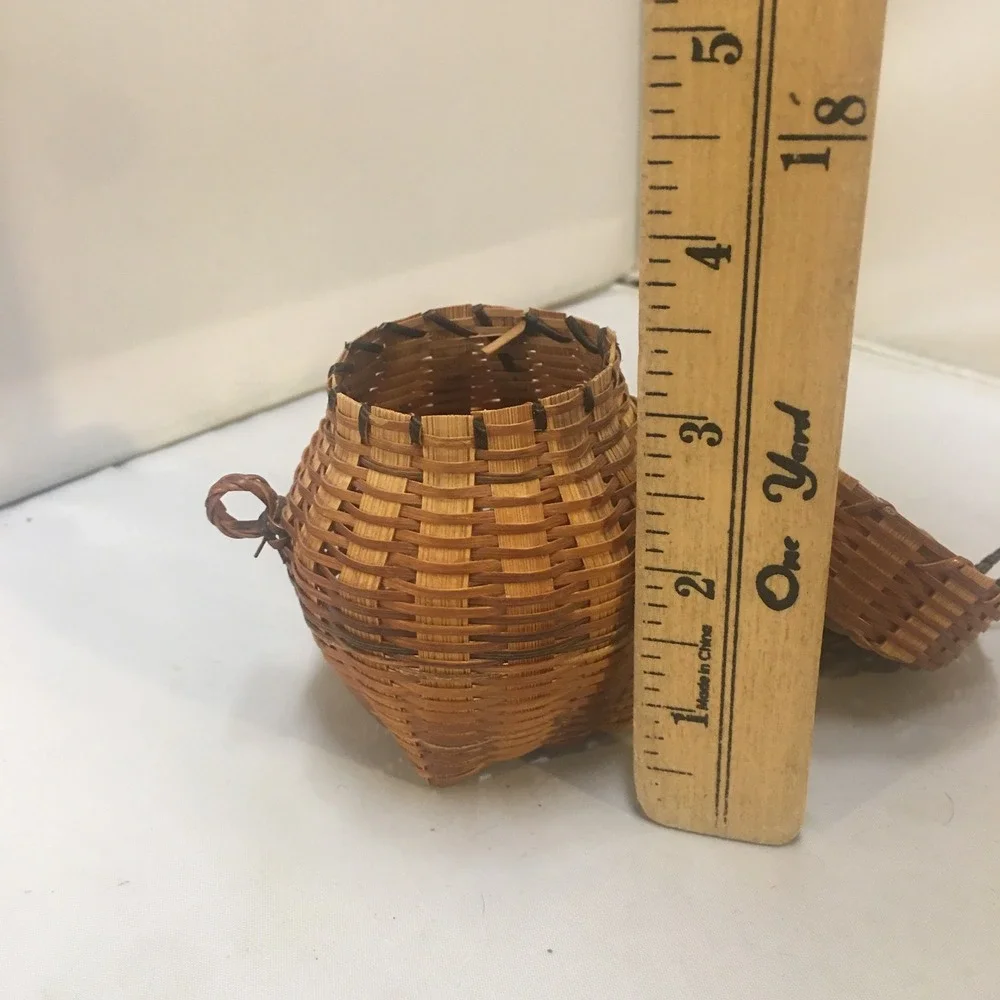 Woven Bamboo Mini Trinket Basket Unisex Brown Handcrafted Lid Cottagecore Boho